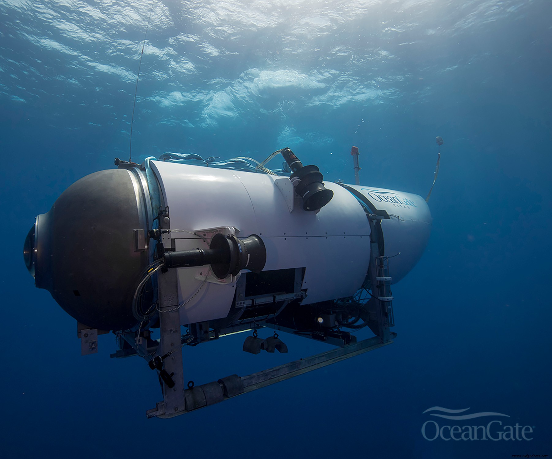 东丽向OceanGate供应深海潜水器用航空航天级预浸料碳纤维