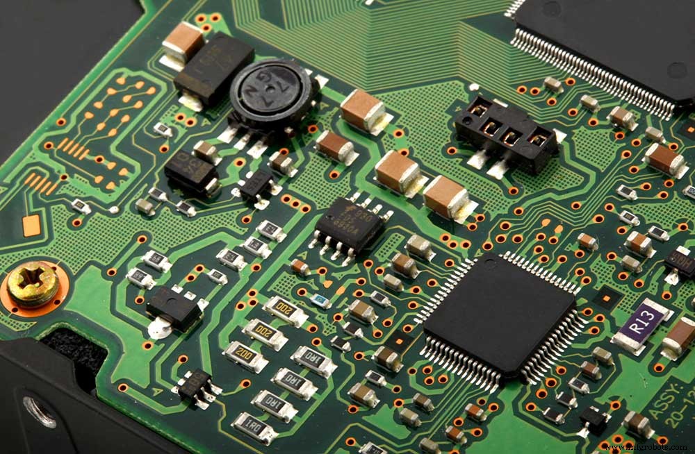 SG3524 调制器 IC：引脚定义、规格与实际应用